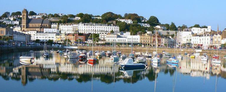 Crown Lodge Torquay Eksteriør billede